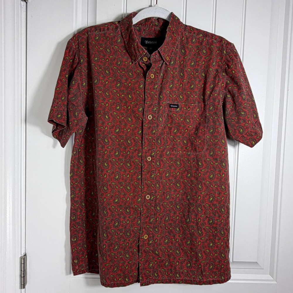 Brixton Mens Red Paisley Short Sleeve Button Down Shirt Size Medium